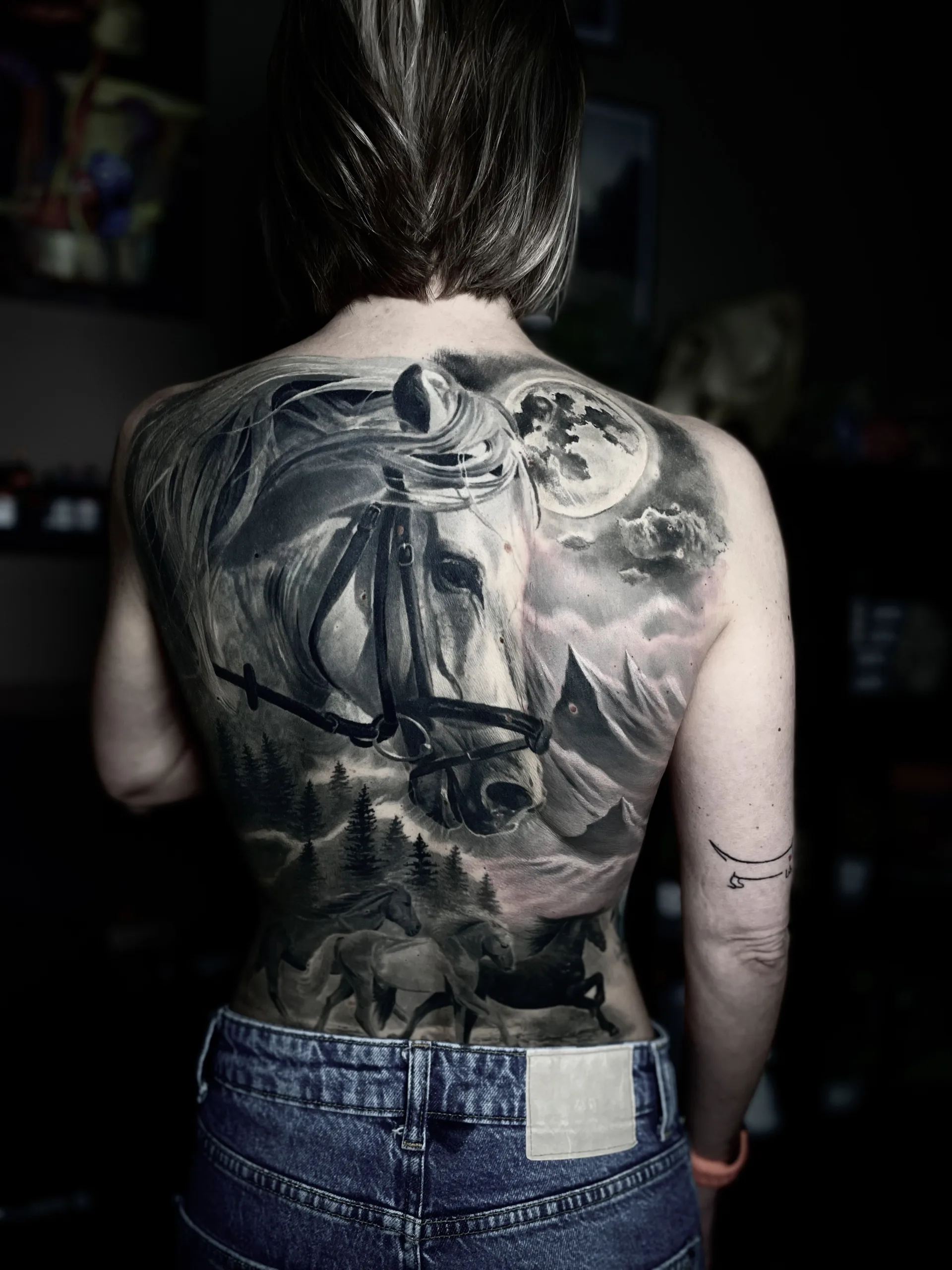 Tattoo-Arbeit 3 aus dem Portfolio von Tibi – Skin City Tattoo Neufeld