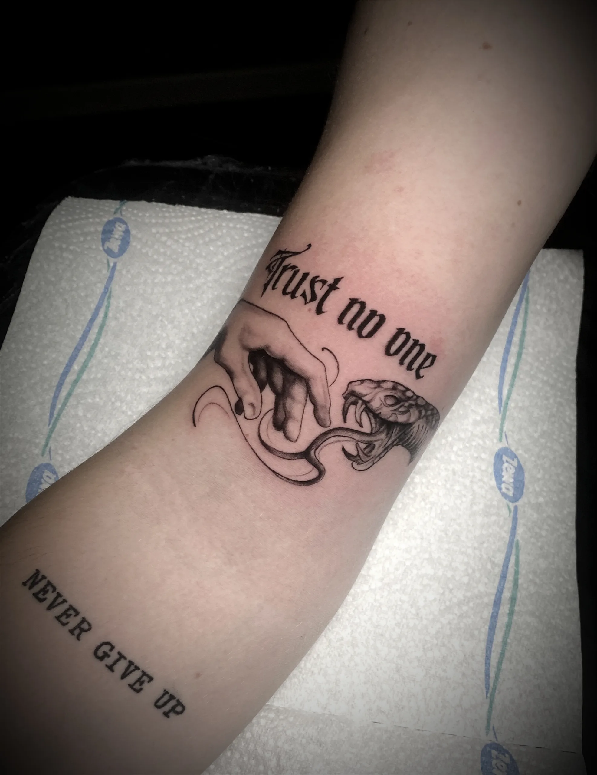 Tattoo-Arbeit 31 aus dem Portfolio von Tom – Skin City Tattoo Neufeld