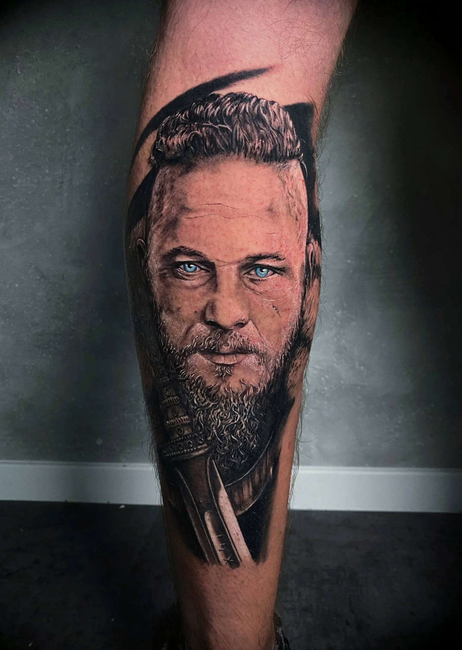 Tattoo-Arbeit 39 aus dem Portfolio von Tom – Skin City Tattoo Neufeld
